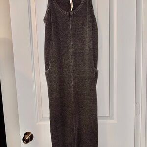 Sincerely Jules Slouchy Jumpsuit / Overalls / Romper/ Onesie NWT Size M